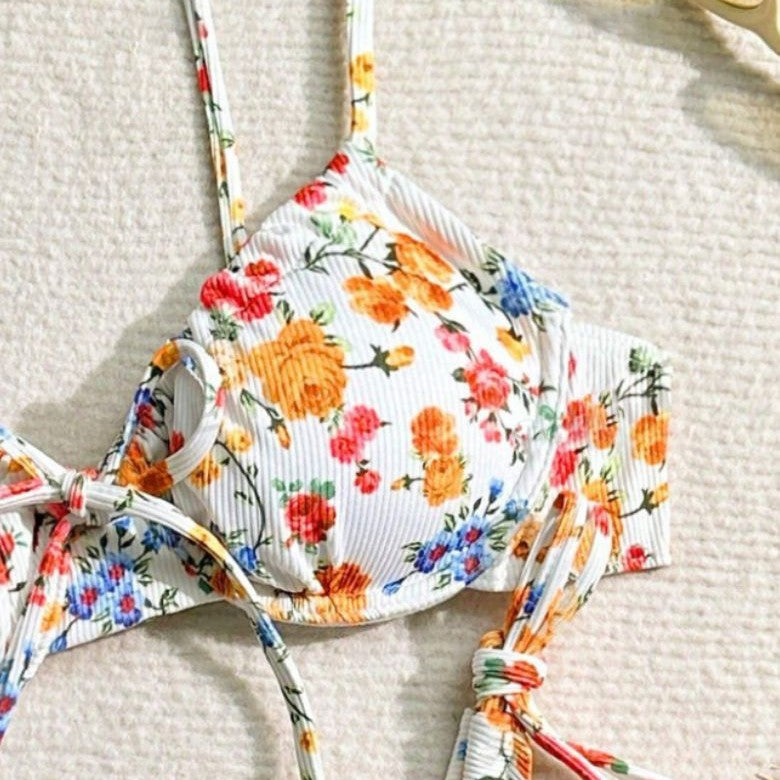 Women's Bikini Floral Split Two-piece Suit - Peek A Boo Undies