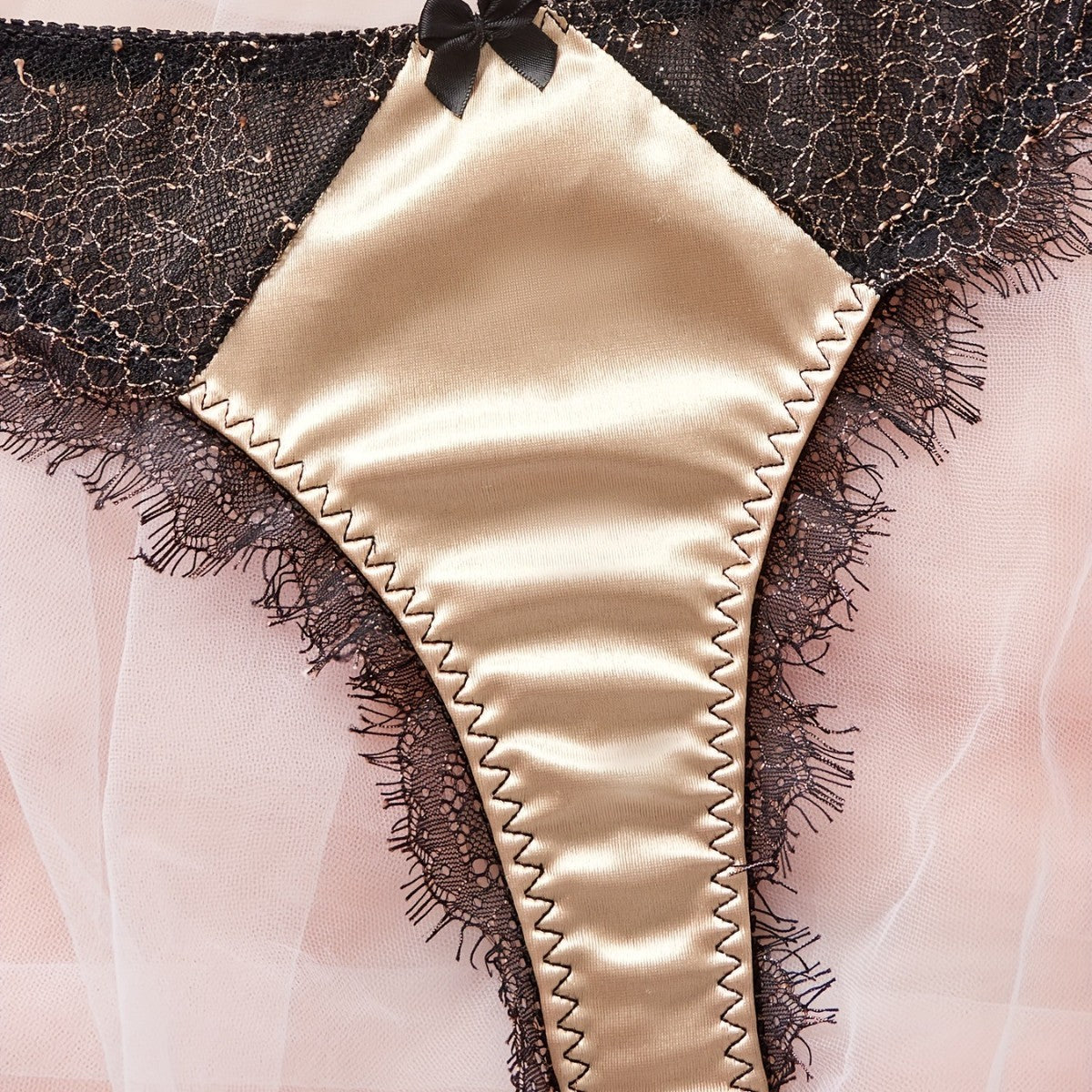 Pettel Lingerie