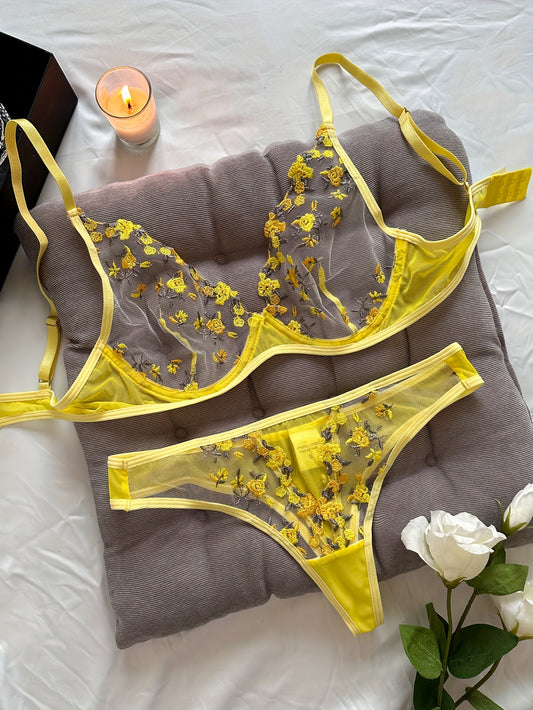 Floral Embroidery Lingerie Set, Mesh Unlined Bra & Thong, Women's Sexy Lingerie & Underwear