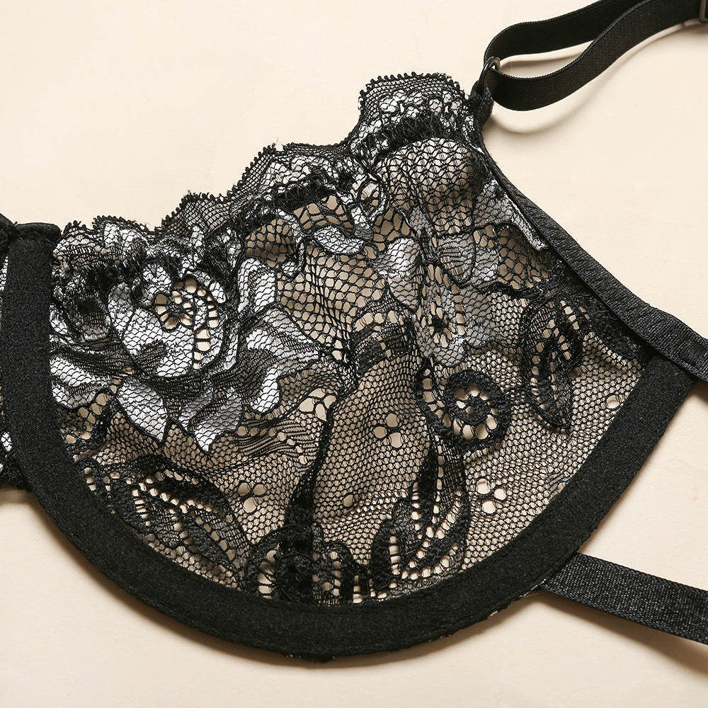 Women's Sexy Lingerie Set With Lace And Flowers